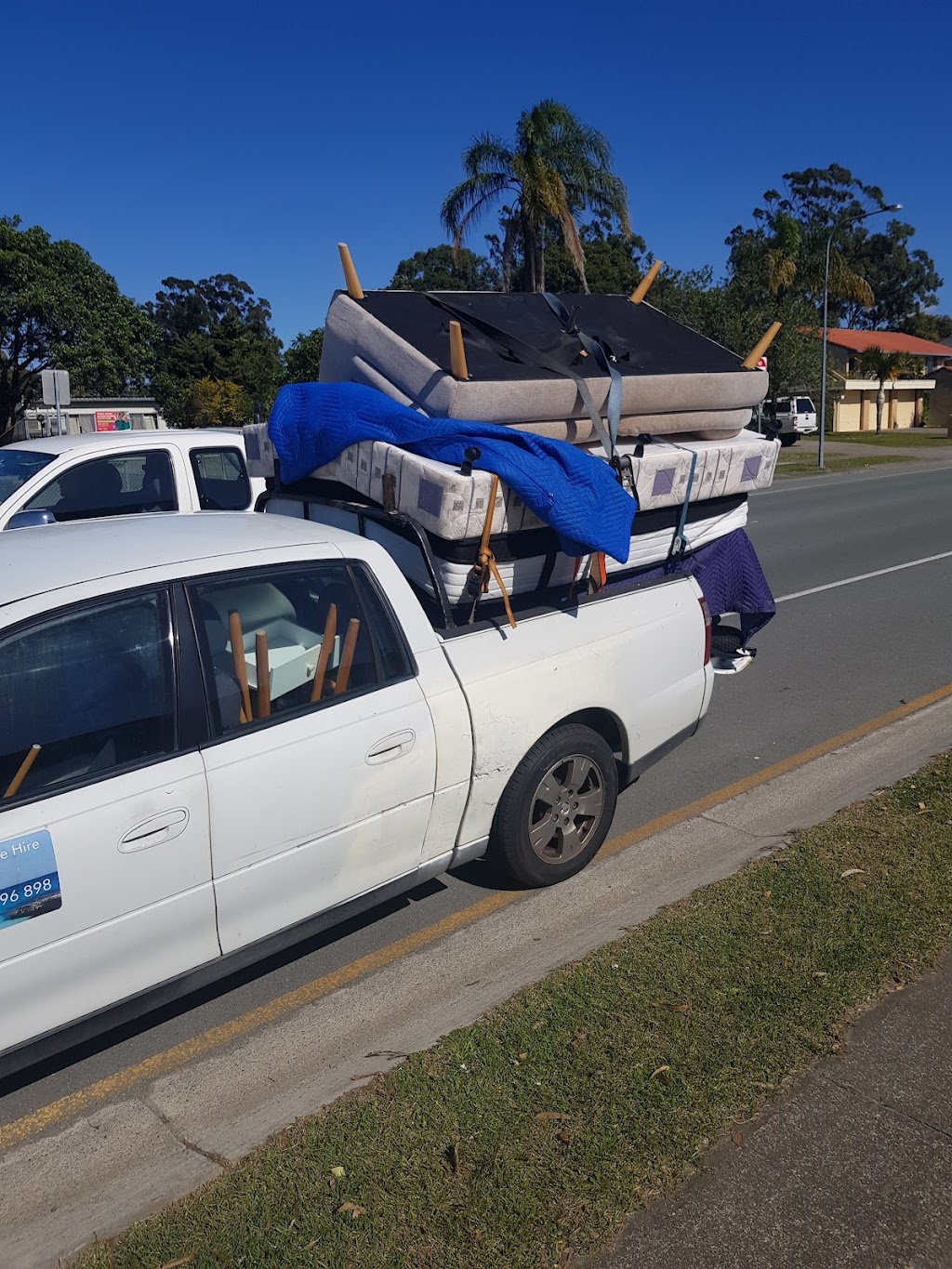 Bretts ute hire | Wanda, 534 Marine Parade, Biggera Waters QLD 4216, Australia | Phone: 0406 096 898