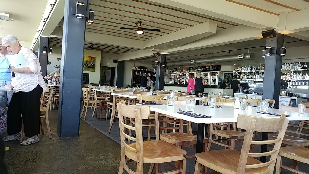 The Beach Restaurant | 14 Ocean Esplanade, Blackmans Bay TAS 7052, Australia | Phone: (03) 6229 7600