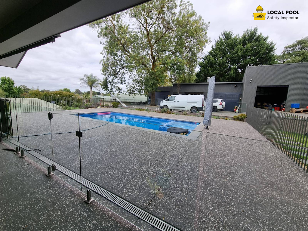 Local Pool Safety Inspector | 4 Wega Ct, Diamond Creek VIC 3089, Australia | Phone: 0494 094 720