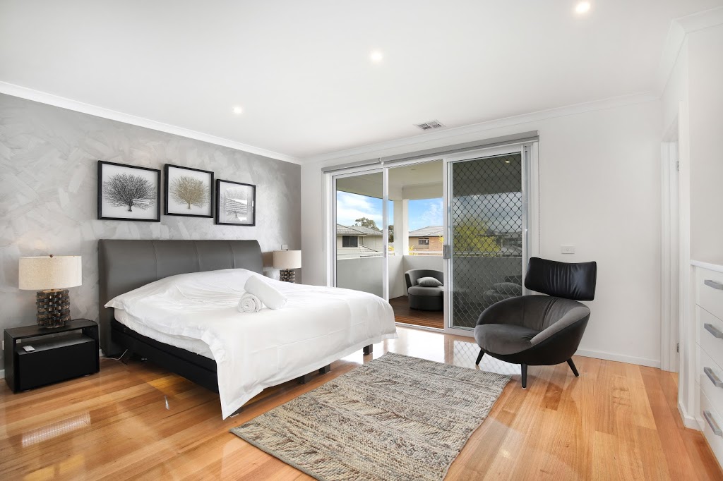 Xus Residence | 9 Viewmount Pl, Sandhurst VIC 3977, Australia | Phone: 0404 366 668