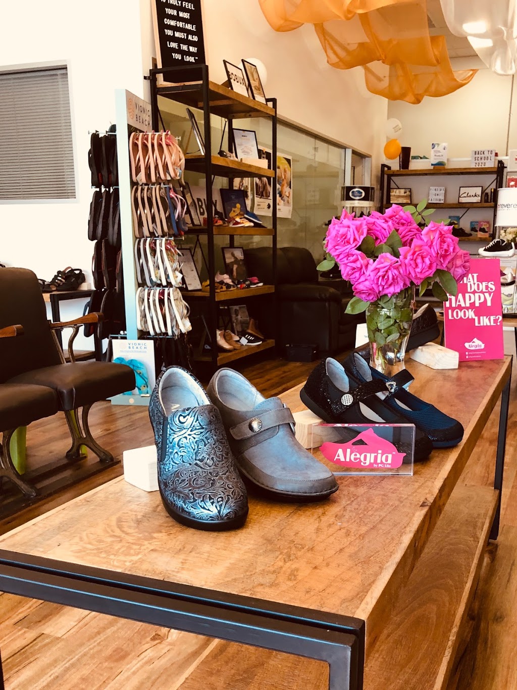 Happy Fit Footwear | 10/146 Scollay St, Greenway ACT 2900, Australia | Phone: (02) 5123 1285