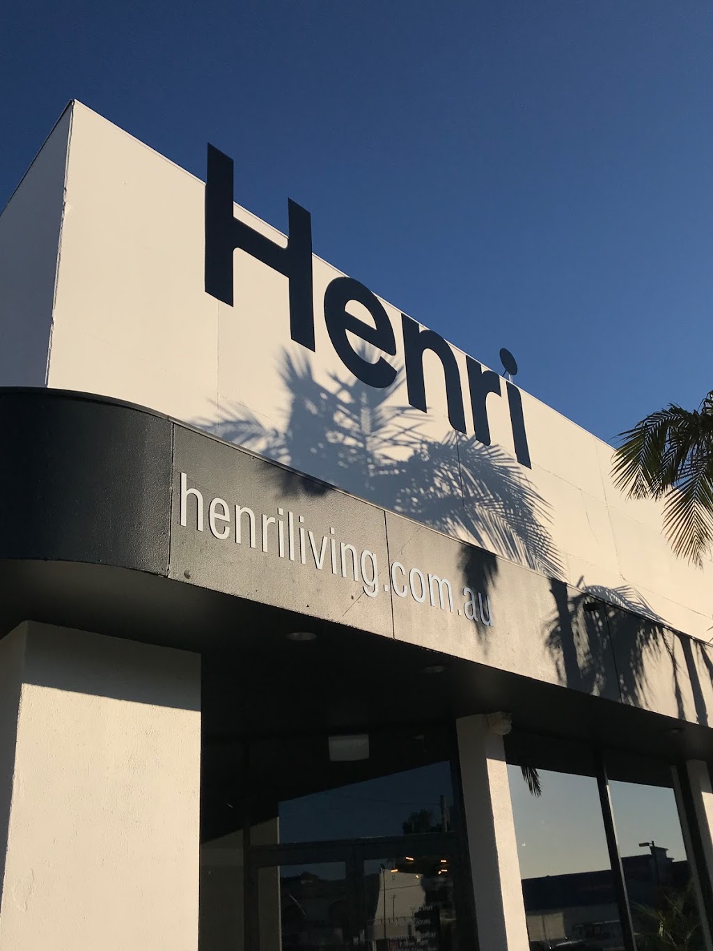Henri Living | furniture store | 204 Stirling Hwy, Claremont WA 6010, Australia | 0893896669 OR +61 8 9389 6669