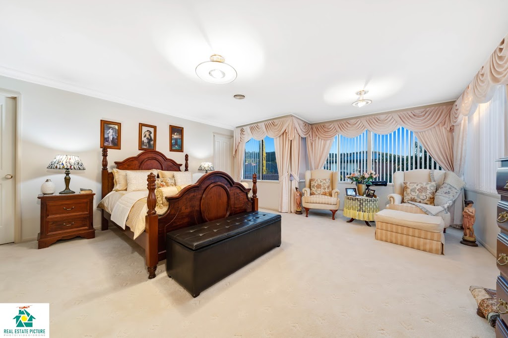 Real Estate Photographer Videographer | 20 Andrea Cres, Cranbourne North VIC 3977, Australia | Phone: 0433 346 651