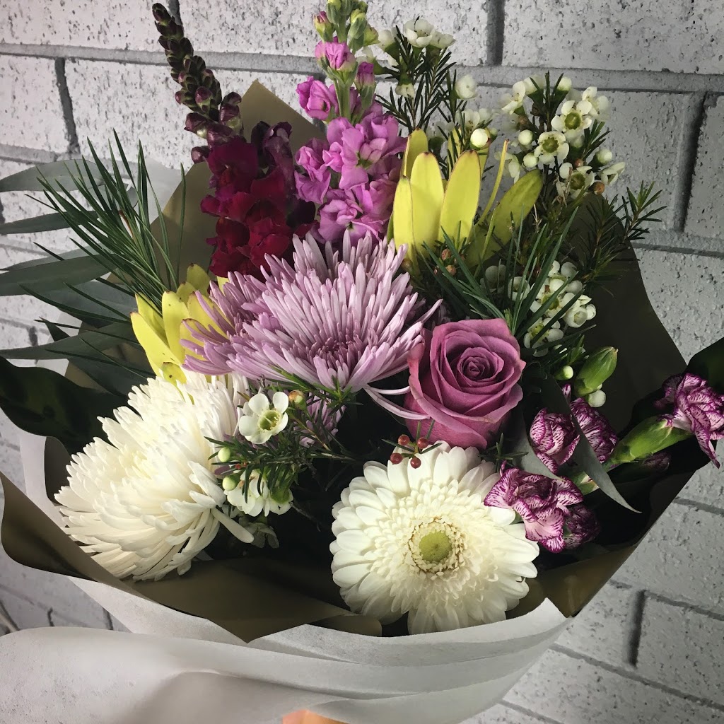 Frankly Flowers | florist | 176 Winterfold Rd, Kardinya WA 6163, Australia | 0481067229 OR +61 481 067 229