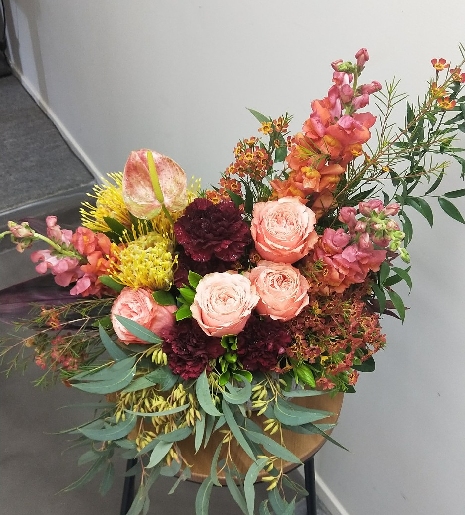 Eco Flowers and Gifts | 6 Pinecrest Ct, Oxenford QLD 4210, Australia | Phone: 0422 760 740