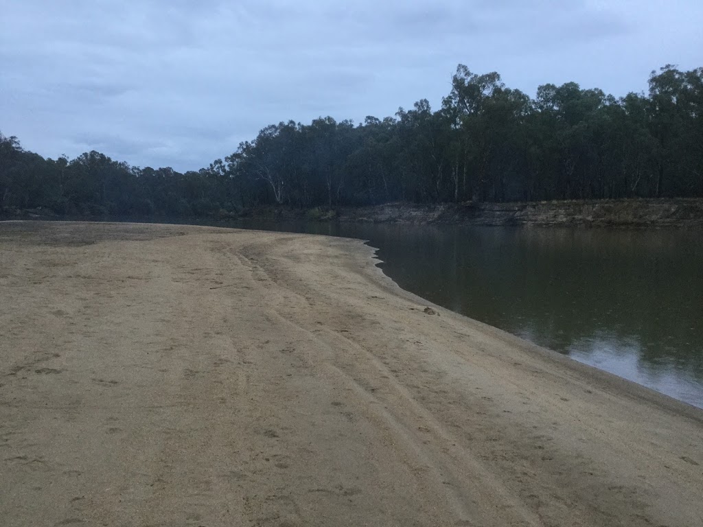 Camping Boosey | Dead River Track, Boosey VIC 3730, Australia