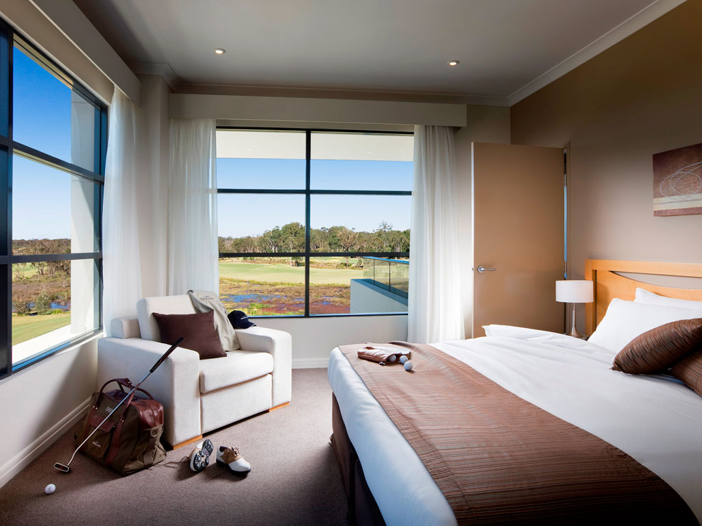 Mercure Kooindah Waters Central Coast | 40 Kooindah Blvd, Wyong NSW 2259, Australia | Phone: (02) 4355 5777