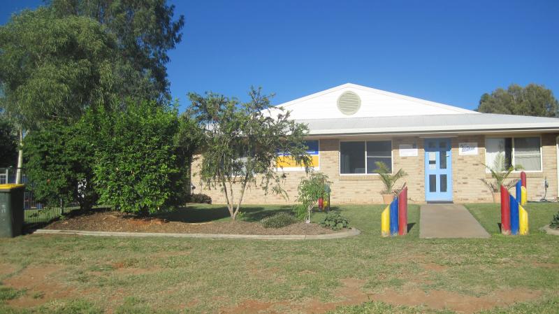 C&K Jelly Beans Community Kindergarten | school | 6 Moore St, Alpha QLD 4724, Australia | 0749851888 OR +61 7 4985 1888