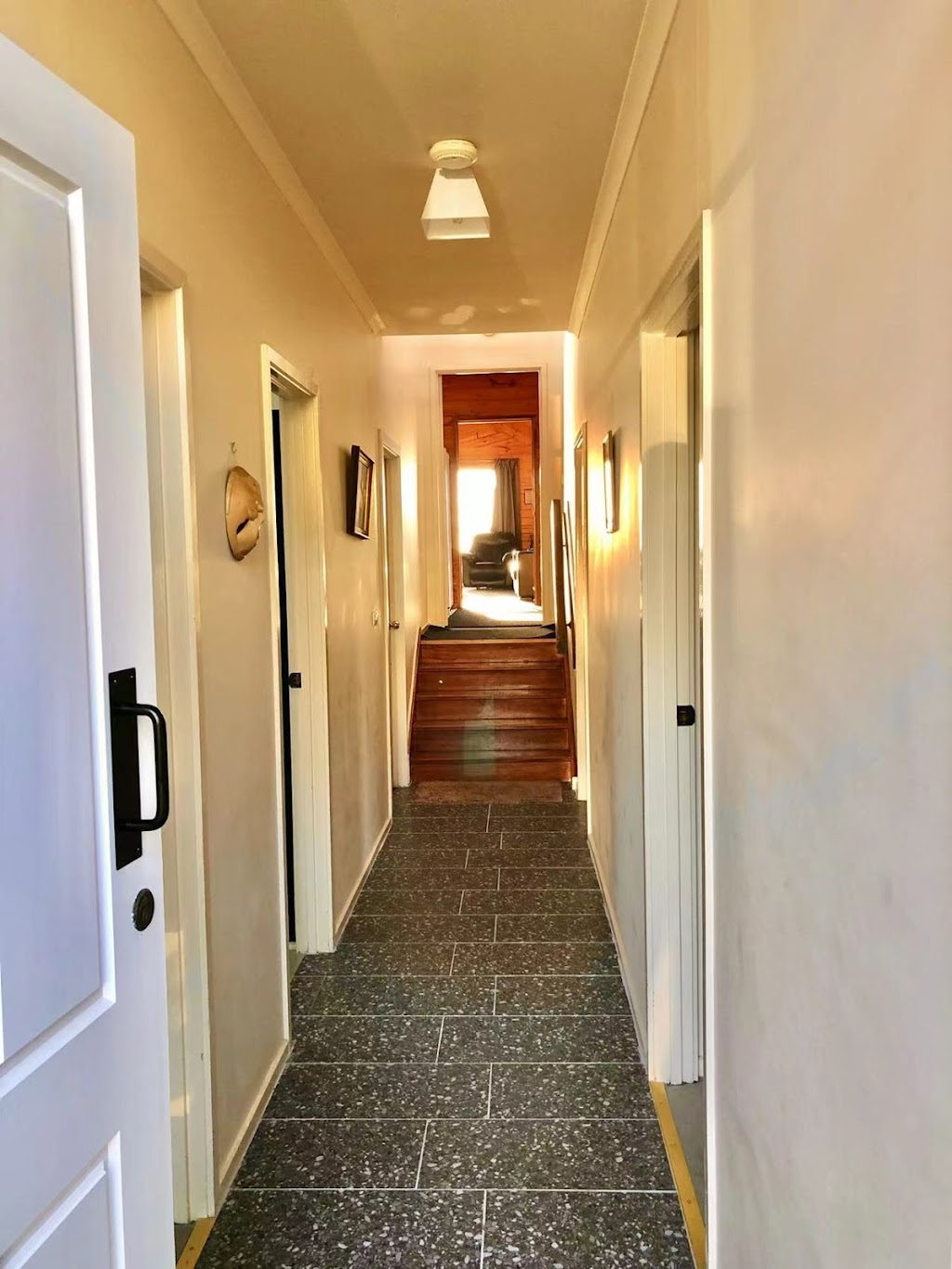 Ocean View Stay | 66 Casino Ave, Apollo Bay VIC 3233, Australia | Phone: 0422 557 016