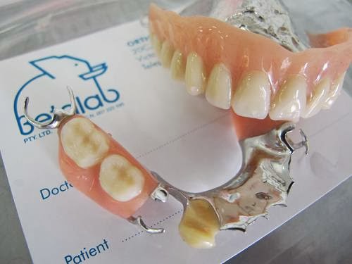 Denture Clinic | dentist | 20C Blackburn Rd, Blackburn VIC 3130, Australia | 0398944430 OR +61 3 9894 4430