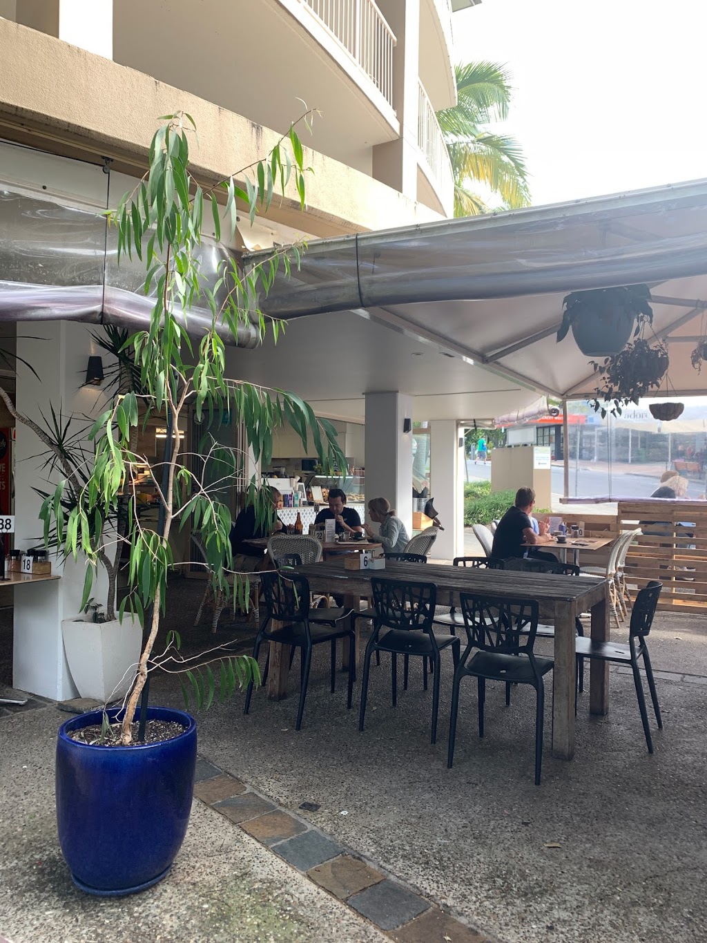 Paperbark Burleigh | cafe | 1/4 Park Ave, Burleigh Heads QLD 4220, Australia | 0401914938 OR +61 401 914 938