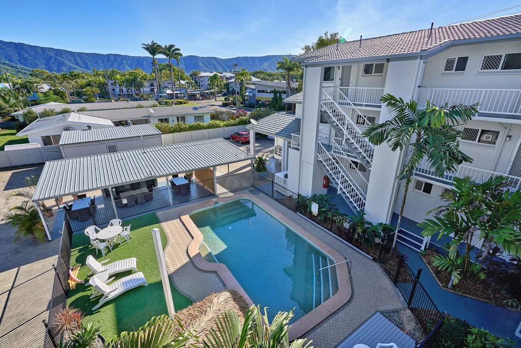 Cocos Holiday Apartments | 1/59 Moore St, Trinity Beach QLD 4879, Australia | Phone: (07) 4725 3842