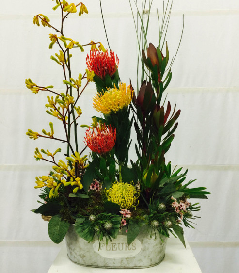 L M Floral Designs | 25 Kingaroy St, Kingaroy QLD 4610, Australia | Phone: 0455 406 422