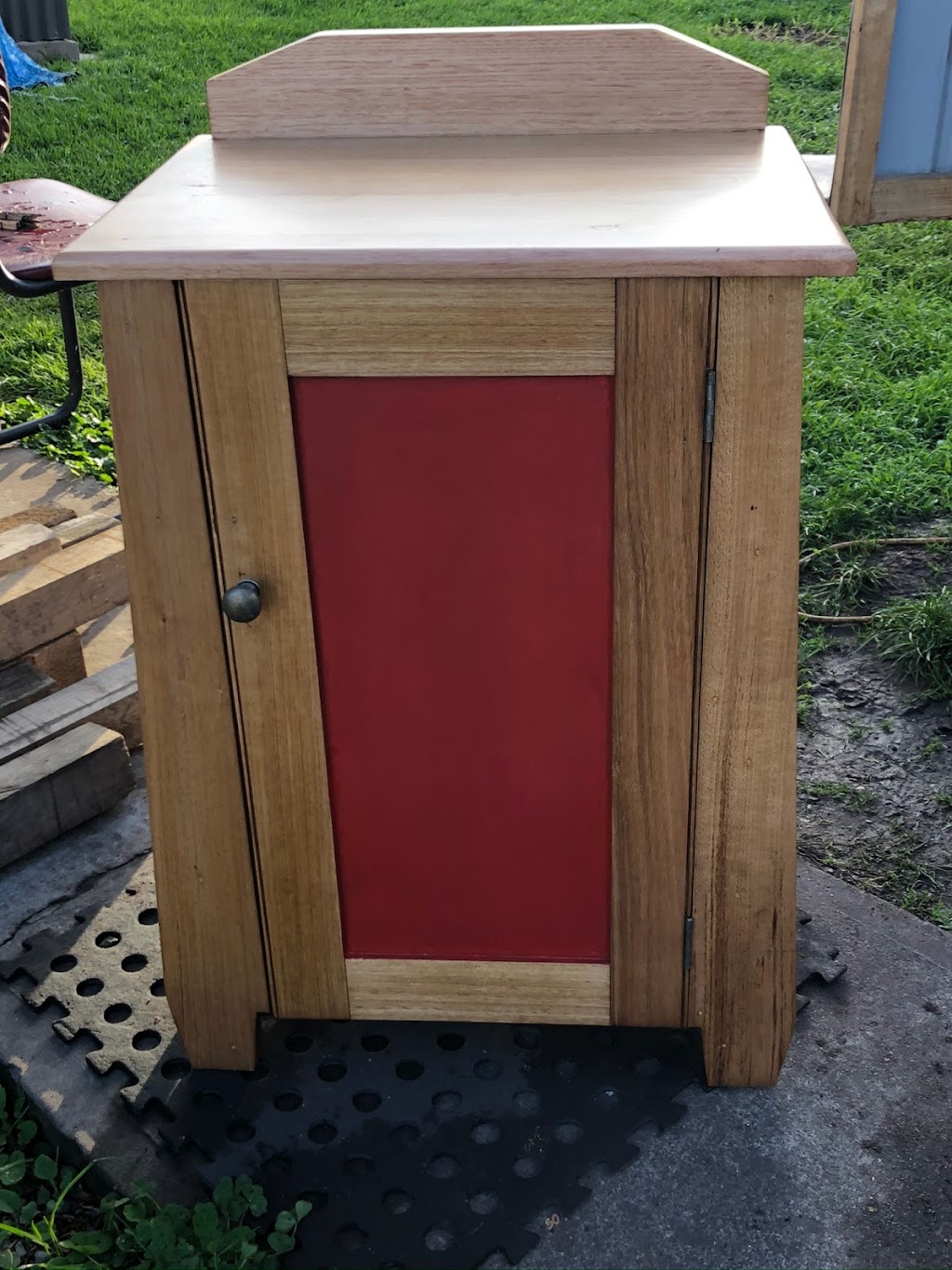 Glen Carroll Furniture Repairs | 10 Calvert St, Rokeby TAS 7019, Australia | Phone: 0407 054 763