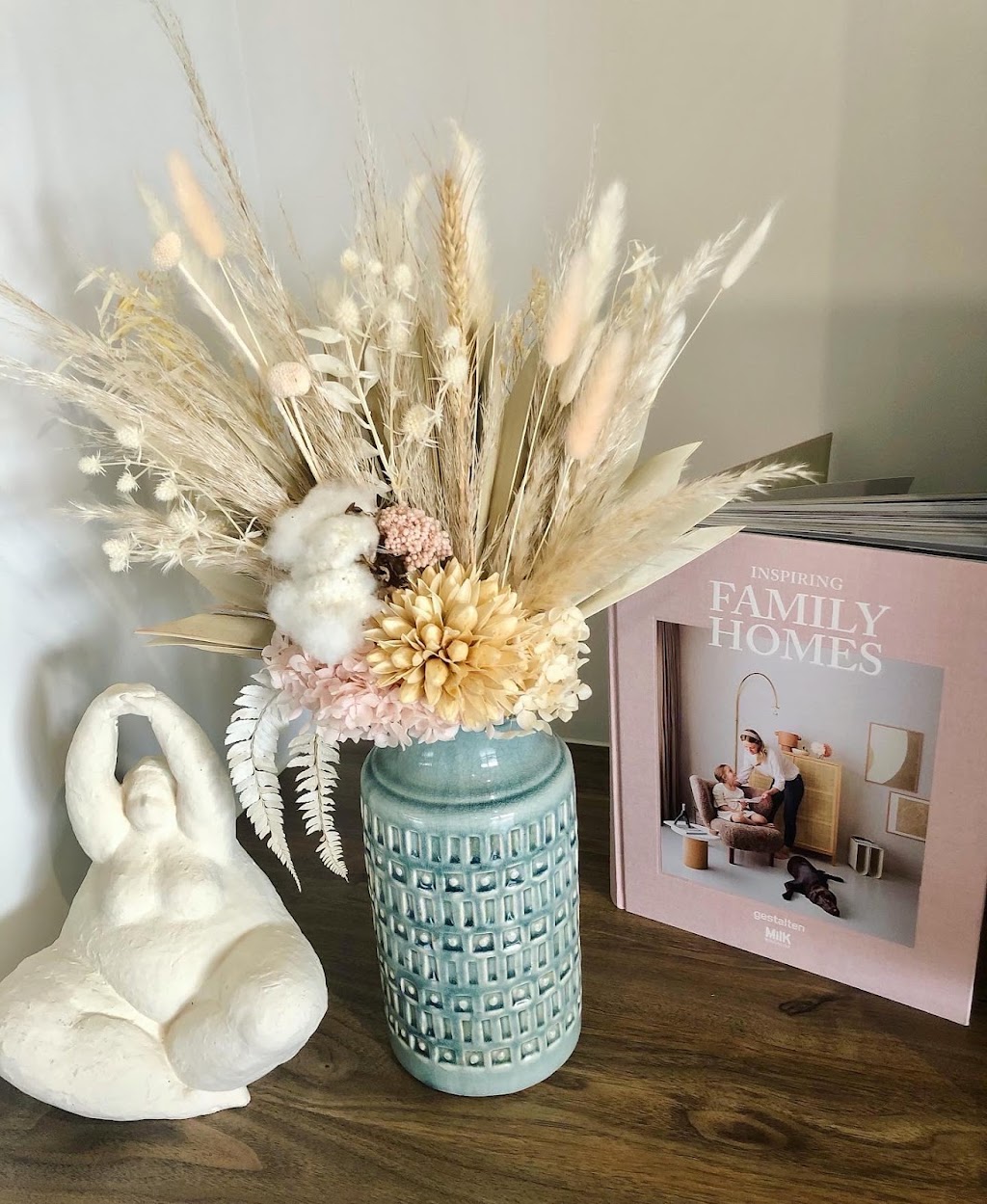 Complete Harmony Interiors | 4 Mullingar Dr, Alfredton VIC 3350, Australia | Phone: 0413 936 170