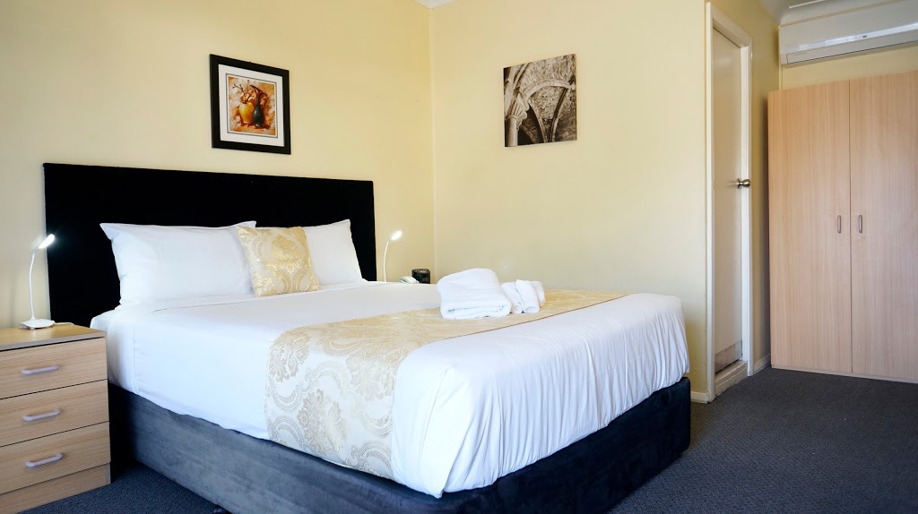 Taree Highway Motor Inn | lodging | 40-42 Crescent Ave, Taree NSW 2430, Australia | 0265525444 OR +61 2 6552 5444