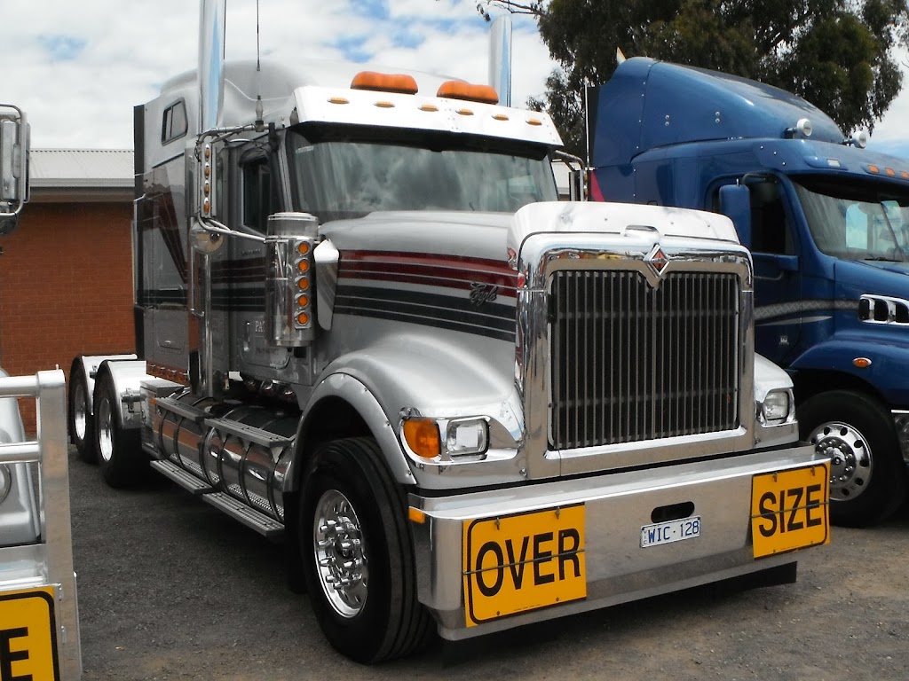 Patlin Transport Services | point of interest | 106 Freight Dr, Somerton VIC 3062, Australia | 0393087472 OR +61 3 9308 7472