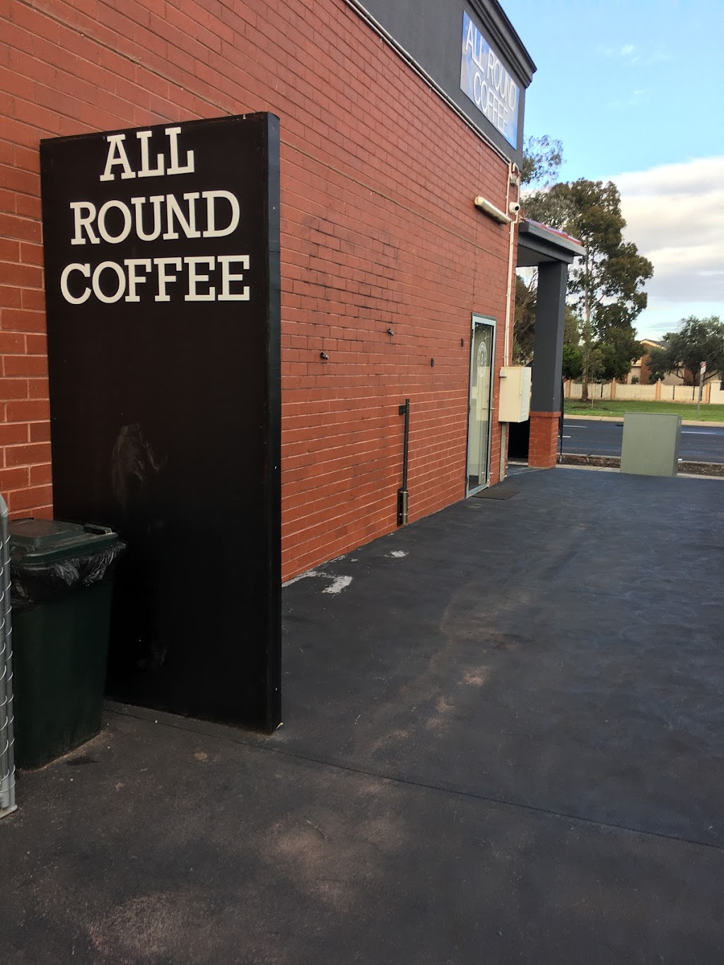 All Round Coffee | Unit 40D, 316 -340 Childs Rd, Mill Park VIC 3082, Australia | Phone: 0484 189 549