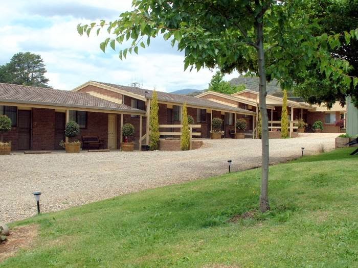 Bogong Moth Motel | lodging | 172 Kiewa Valley Highway, Mount Beauty VIC 3699, Australia | 0357544644 OR +61 3 5754 4644