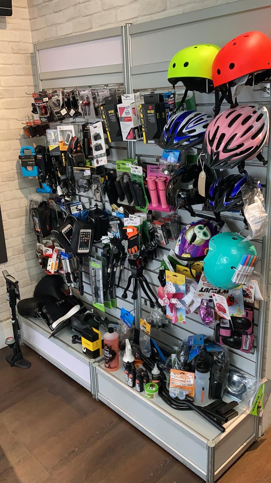 Bondi Bike Shop | Shop 2/120 Bondi Rd, Bondi NSW 2026, Australia | Phone: 0404 807 898