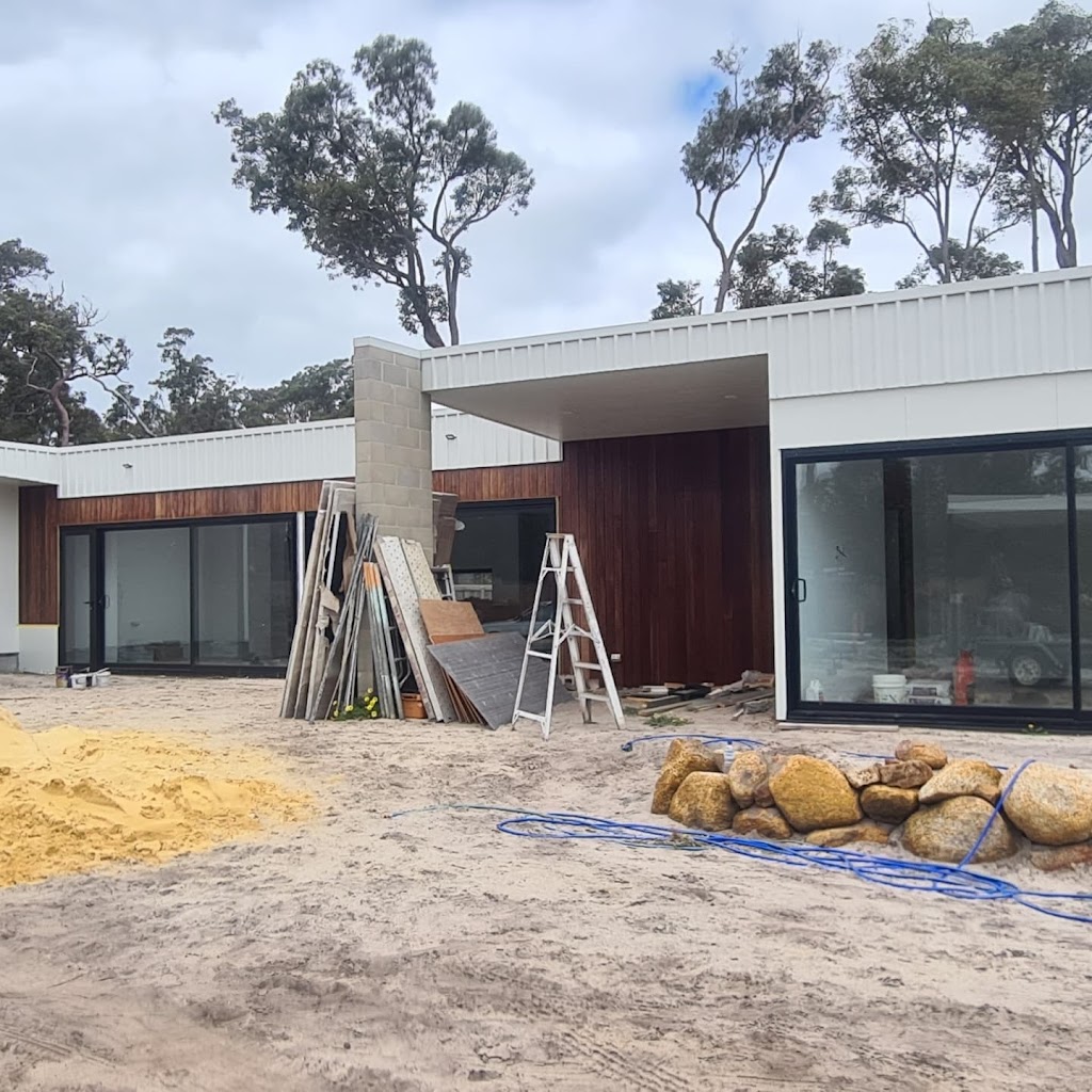 Westcoast Painting Contractors And Roof Restoration. | painter | 31 Caves Rd, Abbey WA 6280, Australia | 0457071985 OR +61 457 071 985