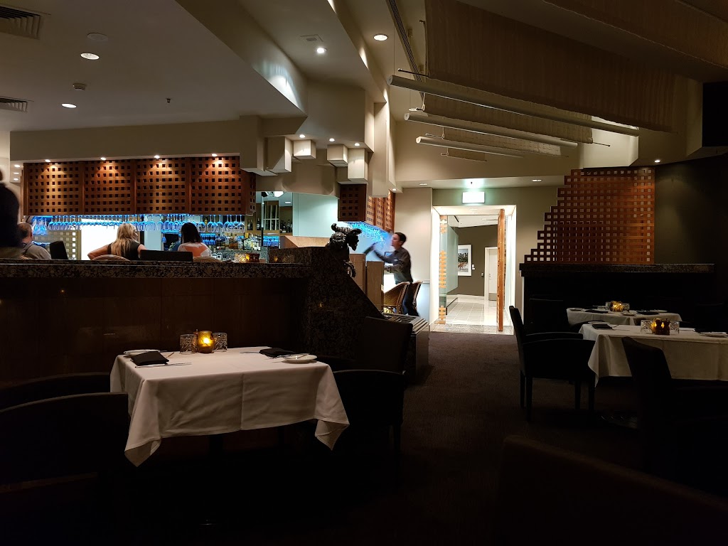 Oyster Bar | restaurant | 71 Sea World Drive, Gold Coast QLD 4217, Australia | 0755770003 OR +61 7 5577 0003