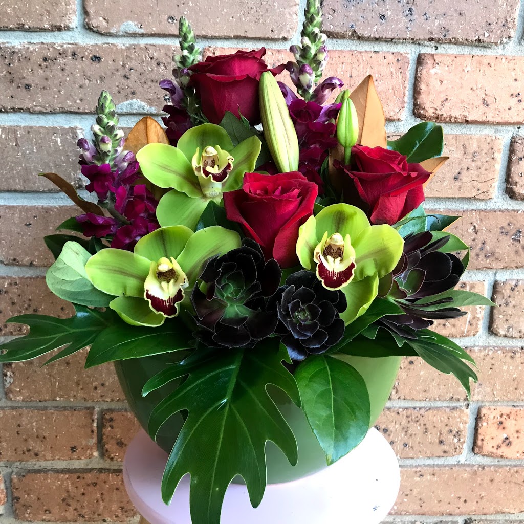 Flower Envy Florist | 14 Roberna Ct, Langwarrin VIC 3910, Australia | Phone: 0413 665 105