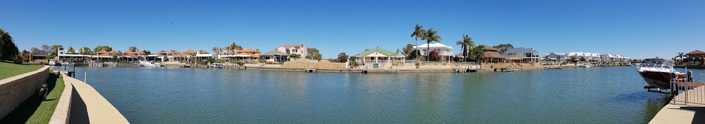 LA ANCHOR ON THE CANALS MANDURAH | lodging | 8 De Grey Cl, Dudley Park WA 6210, Australia
