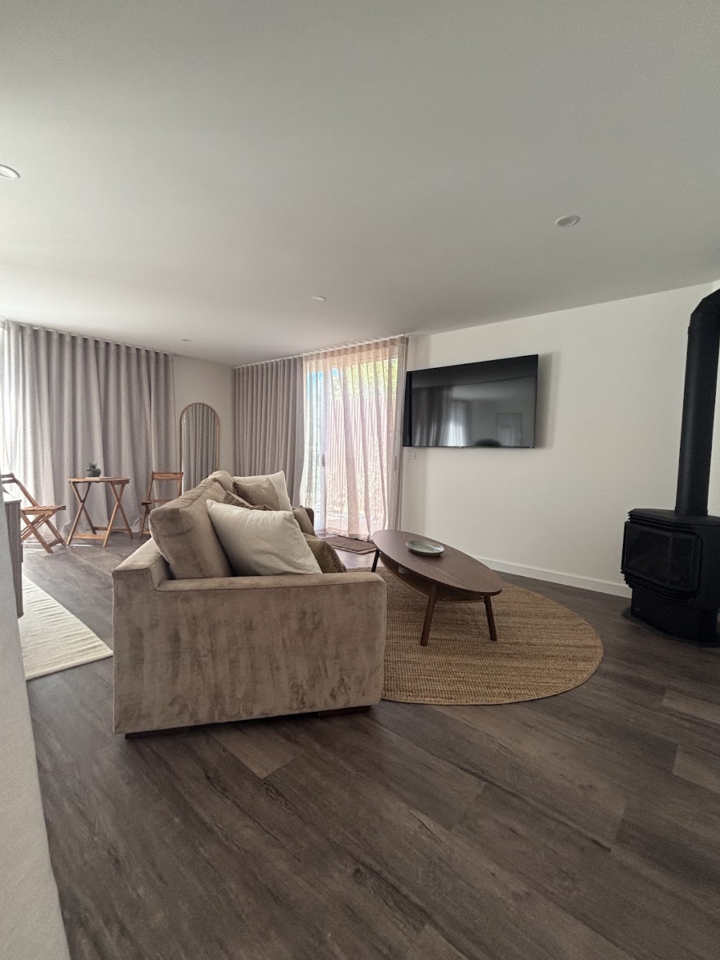 Aura Belle Spa | 37 Fauconshawe St, Balnarring Beach VIC 3926, Australia | Phone: 0400 691 541