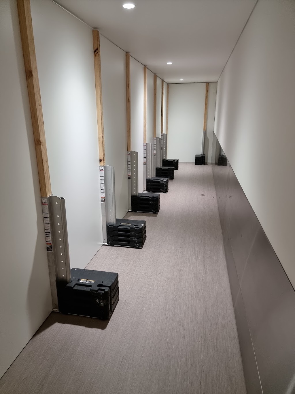 Heads Up Projects | 11/50 Meatworks Ave, Oxford Falls NSW 2099, Australia | Phone: 0412 594 747