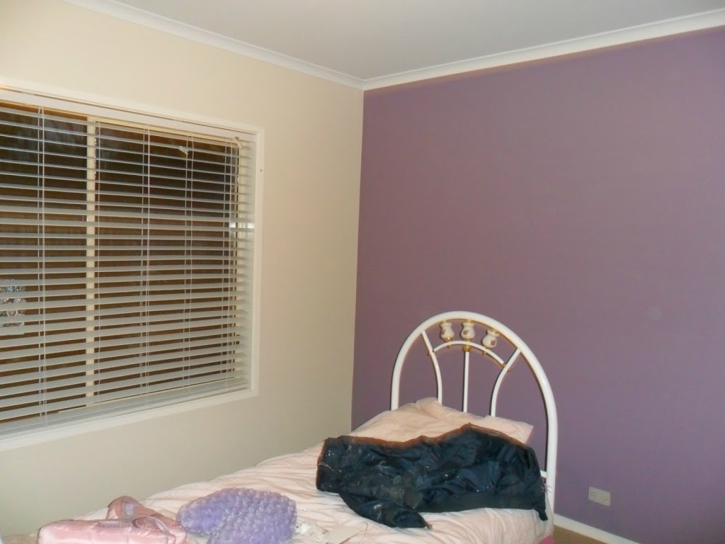 Tom Strain painting and decorating | painter | 44 Burleigh Dr, Grovedale VIC 3216, Australia | 0405435785 OR +61 405 435 785