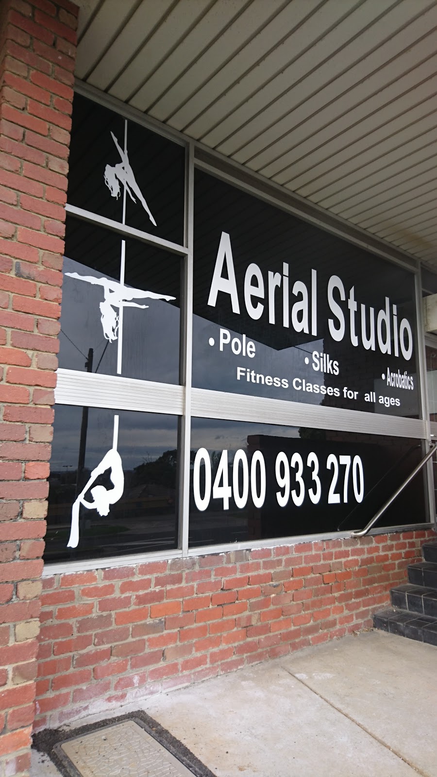 Vertical Fitness Pole Dance Studio | gym | 3/88 Boronia Rd, Boronia VIC 3155, Australia | 0400933270 OR +61 400 933 270