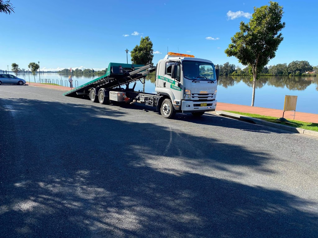 Taree Tilt Tray Towing | 441 Old Bar Rd, Old Bar NSW 2430, Australia | Phone: (02) 6553 7341