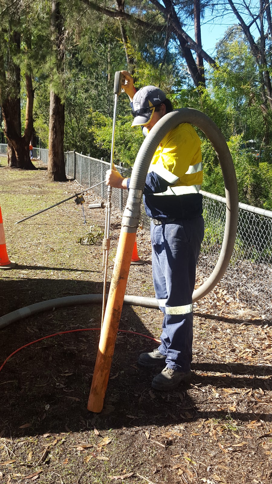 Sucked In Vacuum Excavations | 165 Coonowrin Rd, Glass House Mountains QLD 4518, Australia | Phone: 0421 865 633