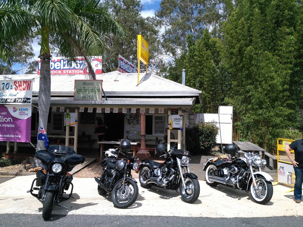 Apple Tree Creek Hotel | bar | 4 Drummond St, Apple Tree Creek QLD 4660, Australia | 0741261216 OR +61 7 4126 1216