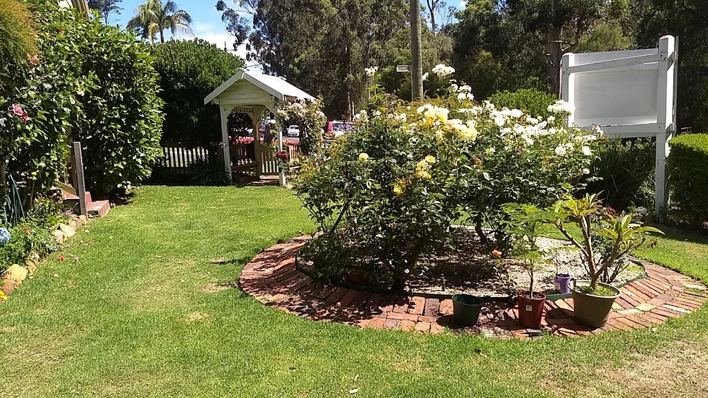 Adamsons Riverside | lodging | 71 Bussell Hwy, Margaret River WA 6285, Australia | 0897572013 OR +61 8 9757 2013