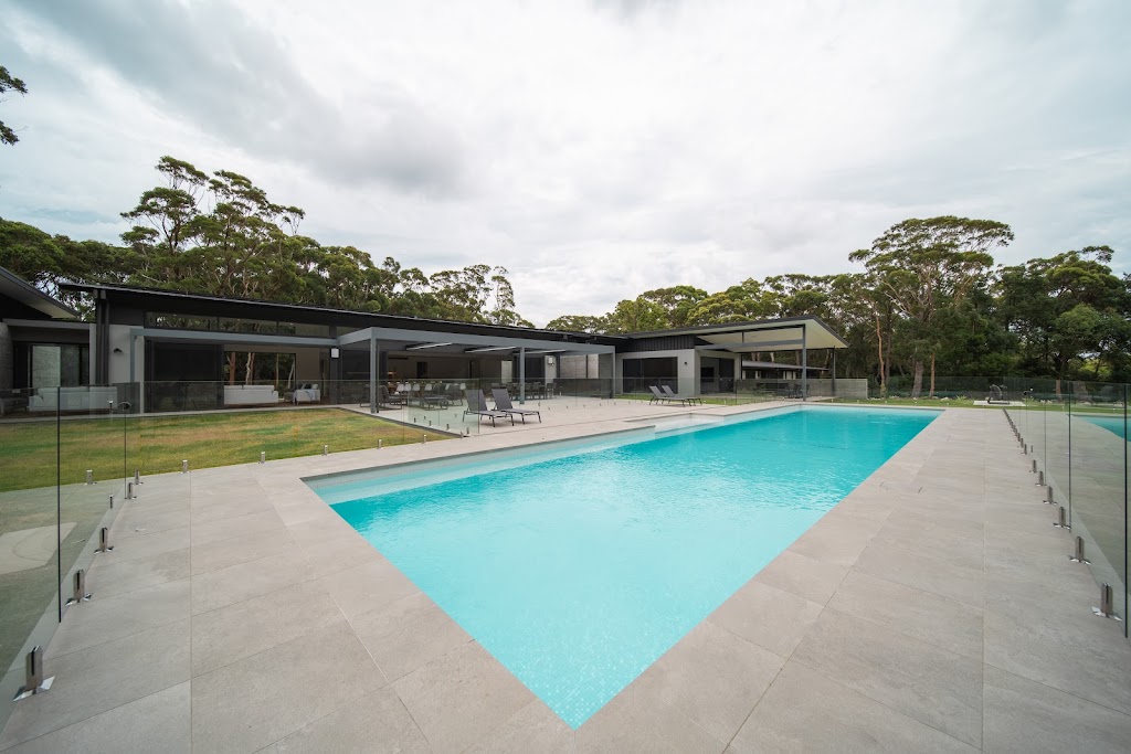 Launa Killcare Heights | 13 Maitland Bay Dr, Killcare Heights NSW 2257, Australia | Phone: 0433 394 618