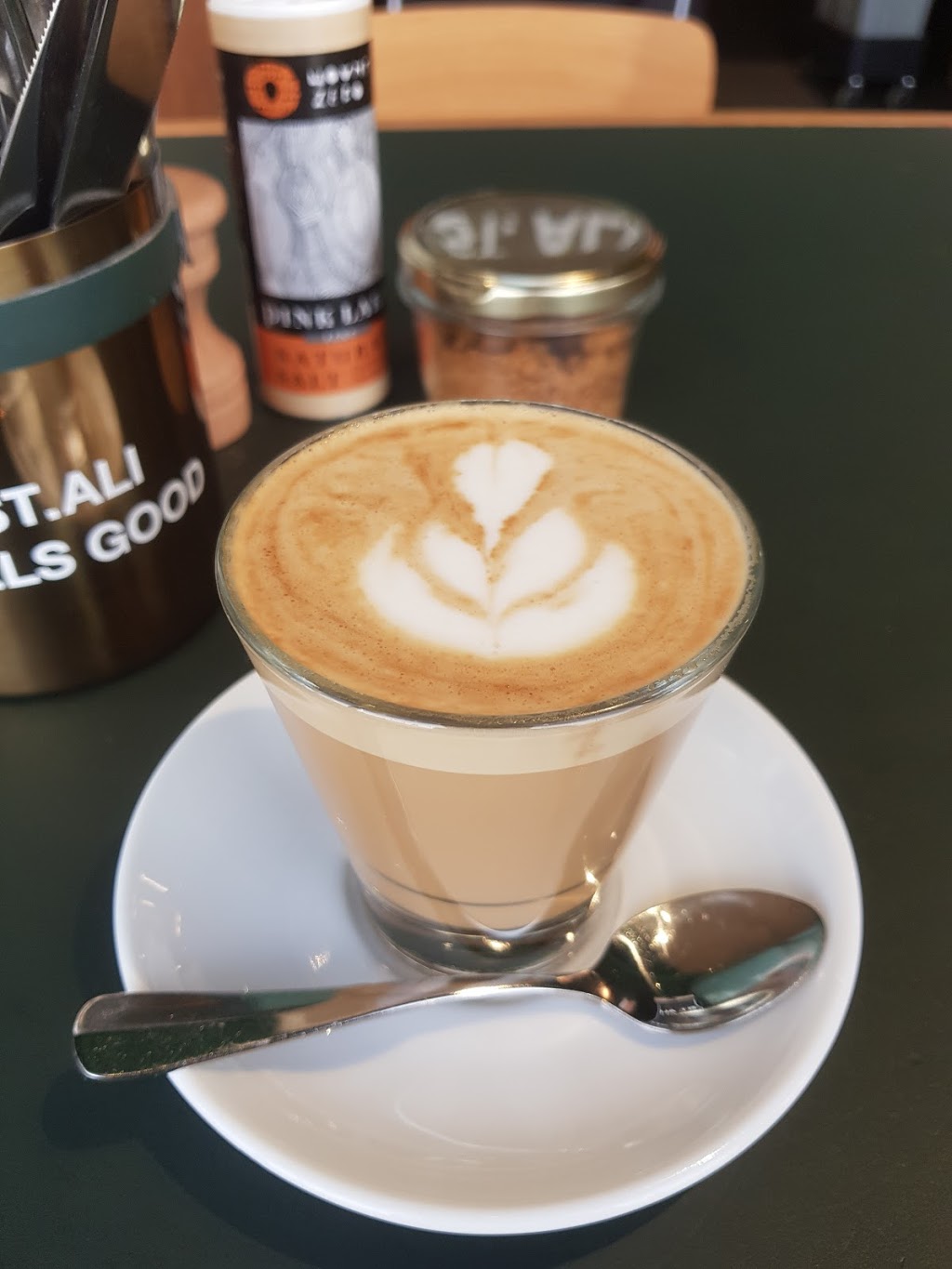 St. Ali Coffee Roasters | cafe | Melbourne Tullamarine Airport Tullamarine Freeway Terminal 2 International, Departure Dr, Melbourne Airport VIC 3045, Australia