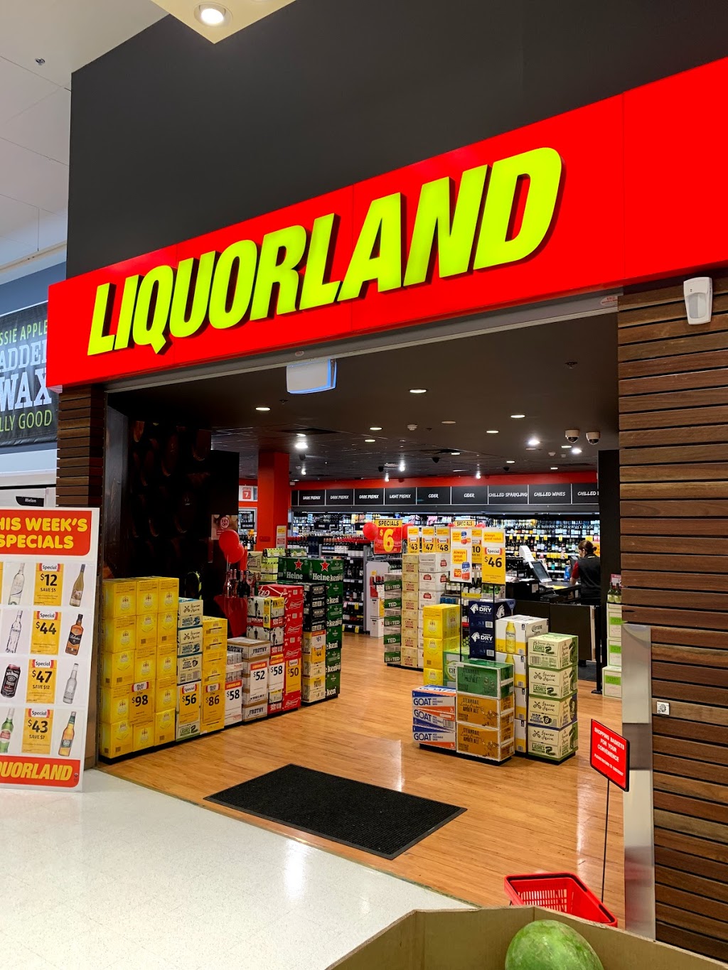Liquorland Casula | store | Kurrajong Rd, Casula NSW 2170, Australia | 0287783880 OR +61 2 8778 3880