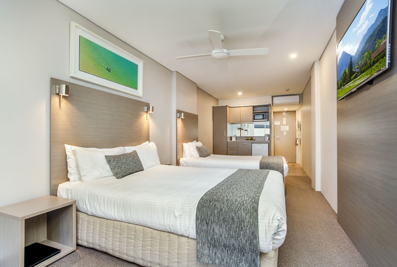 Manly Paradise Motel & Apartments | lodging | 54 N Steyne, Manly NSW 2095, Australia | 0299775799 OR +61 2 9977 5799