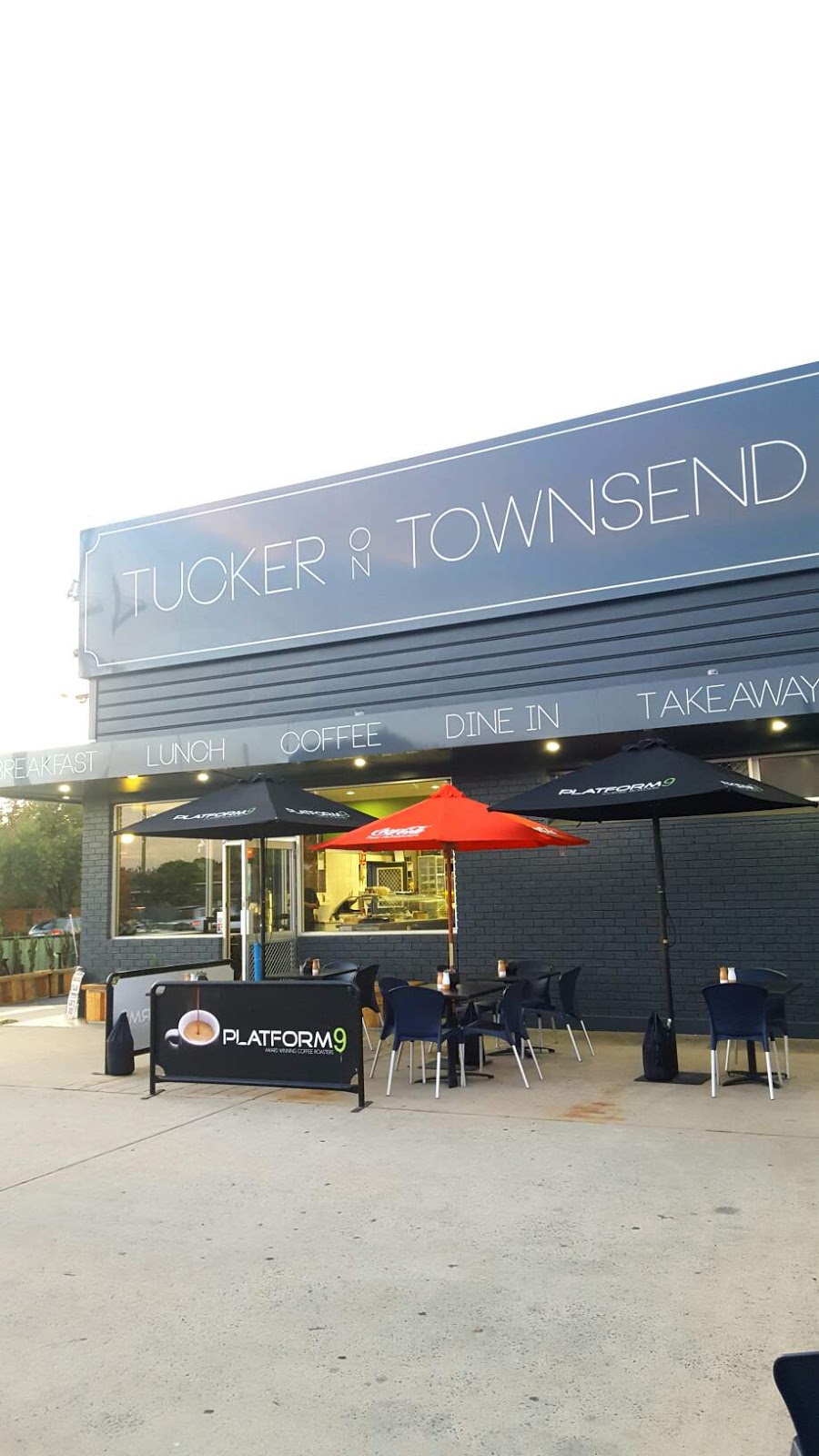 Tucker on Townsend | meal takeaway | 3/583 Ebden St, South Albury NSW 2640, Australia | 0260217600 OR +61 2 6021 7600