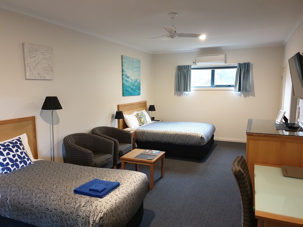 Inverloch Esplanade Hotel | lodging | 1 ABeckett St, Inverloch VIC 3996, Australia | 0356741432 OR +61 3 5674 1432