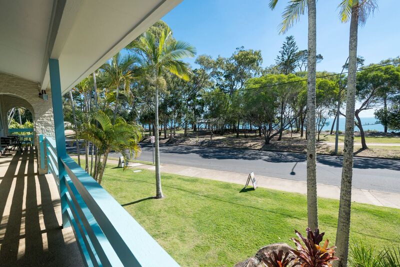 The Beach Motel Hervey Bay | travel agency | 475 Charlton Esplanade, Torquay QLD 4655, Australia | 0741251544 OR +61 7 4125 1544