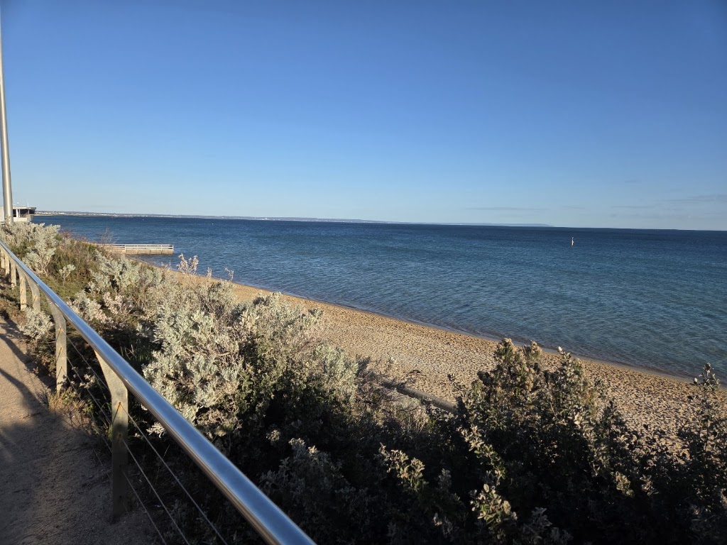 Rolling Mugshot | Beach Foreshore, 121 Beach Rd, Parkdale VIC 3195, Australia | Phone: 0427 704 042