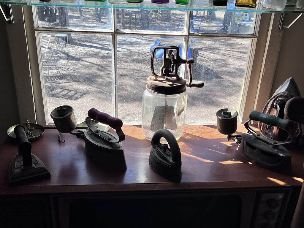 Miners Common Museum | 1605 Rubyvale Rd, Rubyvale QLD 4702, Australia | Phone: 0407 760 001