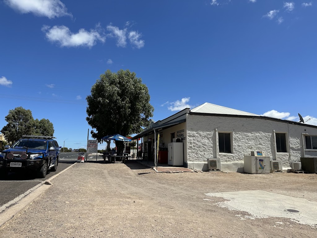 Comet Café | 40 Miller Street, Penong SA 5690, Australia | Phone: (08) 8625 1008