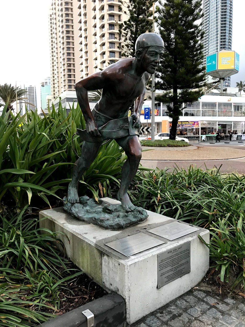 Peter Lacey Statue | Unnamed Road, Surfers Paradise QLD 4217, Australia