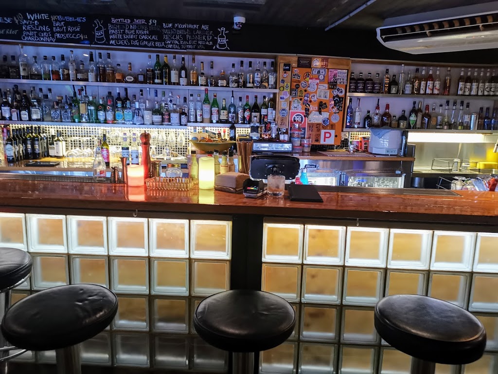 Knox Street Bar | 21 Shepherd St, Chippendale NSW 2008, Australia | Phone: (02) 8970 6443