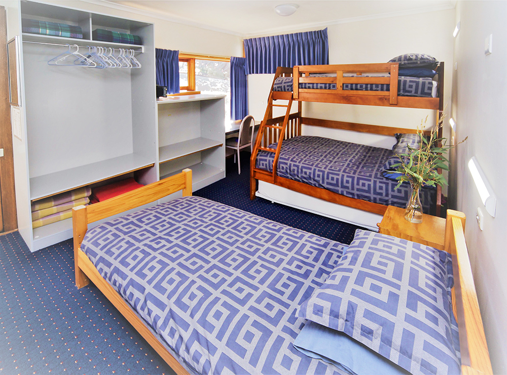 Mansfield Ski Lodge - Mount Buller | 7 Standard Ln, Mount Buller VIC 3723, Australia | Phone: (03) 9386 9345