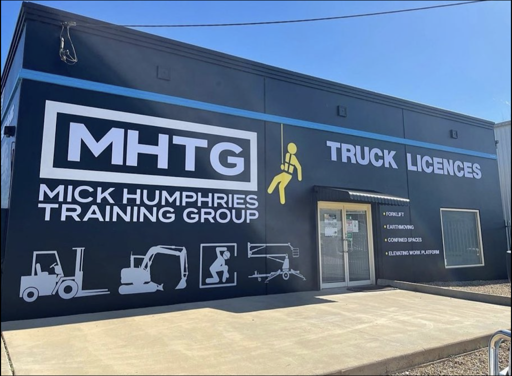 MHTG - Mick Humphries Training Group |  | 11 Riedell St, East Wagga Wagga NSW 2650, Australia | 0269318141 OR +61 2 6931 8141
